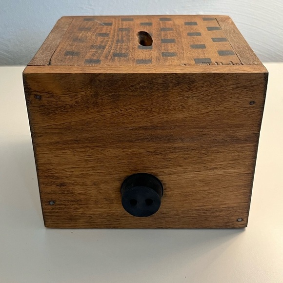 Antique Crayola Crayon Square Wood Toy Coin Bank - Picture 6 of 15